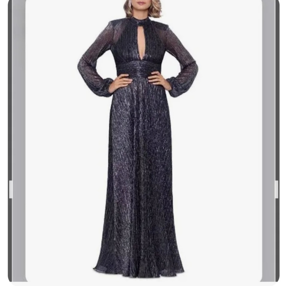 BETSY & ADAM Mock-Neck Keyhole Long-Sleeve Metallic Gown